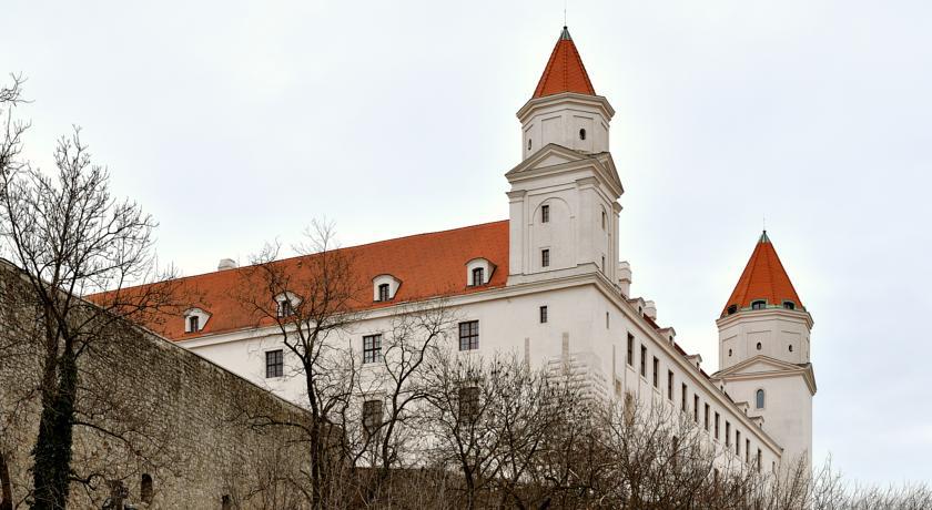 Twin City Rooftop By Ambiente Bratislava Habitación foto